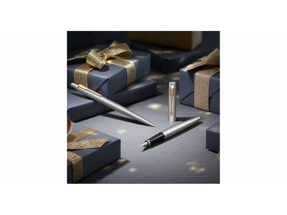 Ручка перьевая Parker Jotter Stainless, M Ручка перьевая Parker Jotter Stainless, M