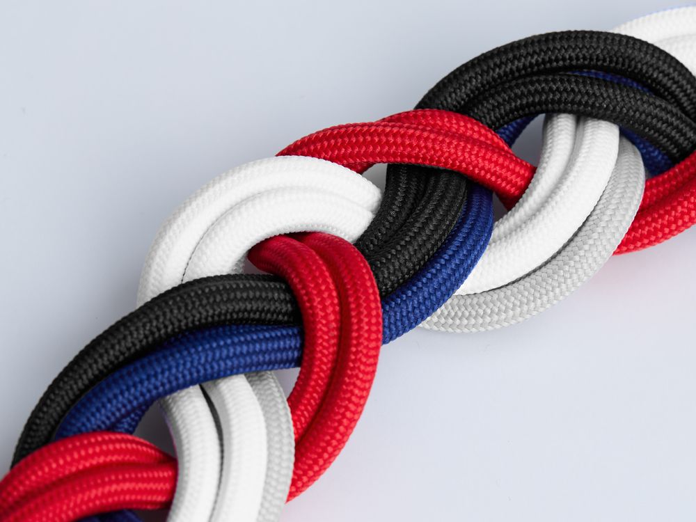 Шнурок для бейджа Tube Metal, красный