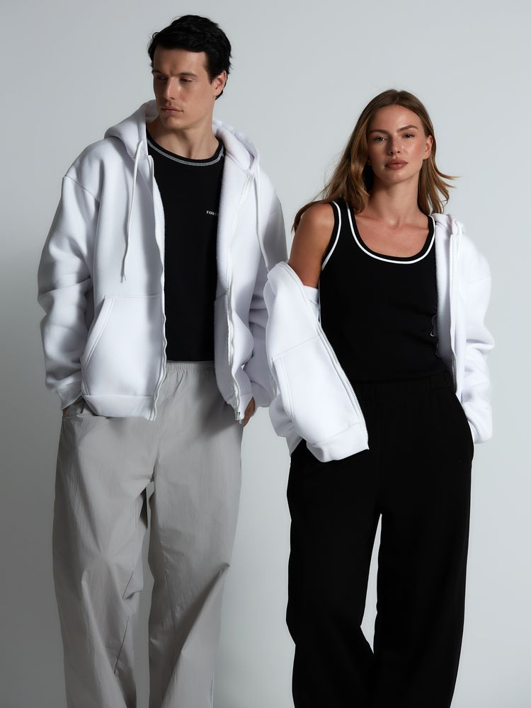 Толстовка унисекс оверсайз Zippy, белая Толстовка унисекс оверсайз Zippy, белая